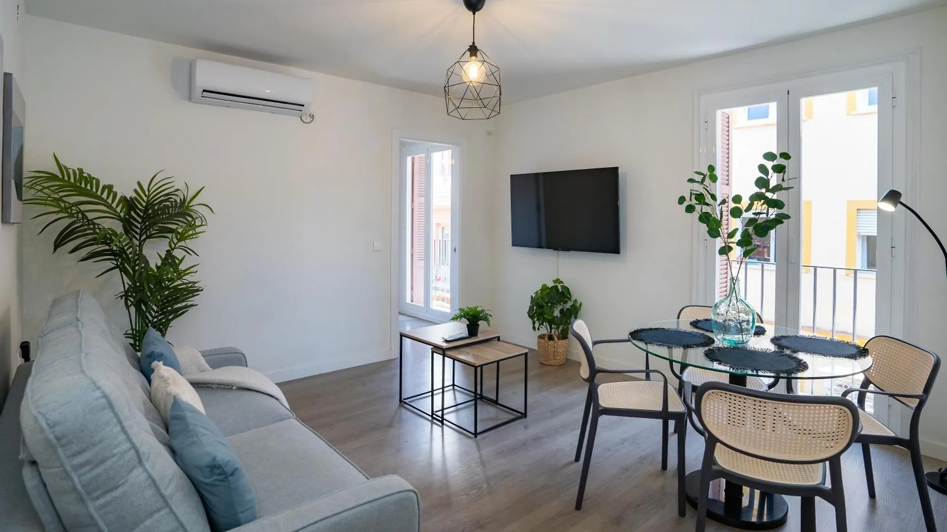 Appartement Stay Unique Teatro Cervantes Street Málaga